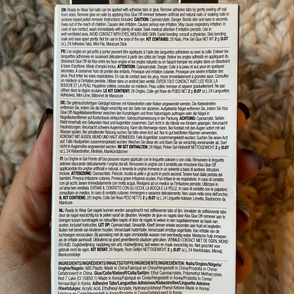 Kiss Halloween Bats Press On Nails NEW Glow in the Dark - Picture 6 of 6